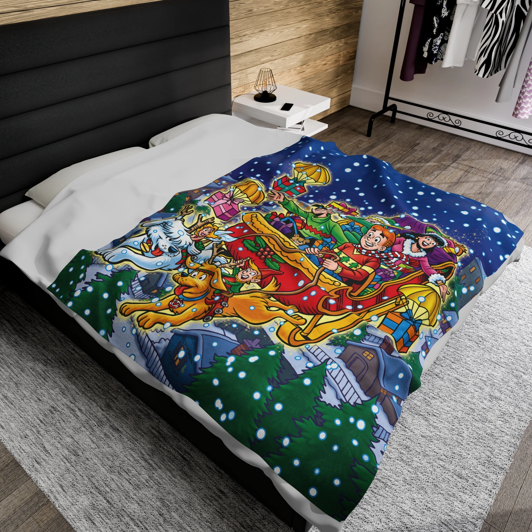 Archie Christmas Spectacular 2023 Velveteen Plush Blanket (Available in 3 Sizes) featuring Archie, Betty, Veronica, and Jughead - Image 9