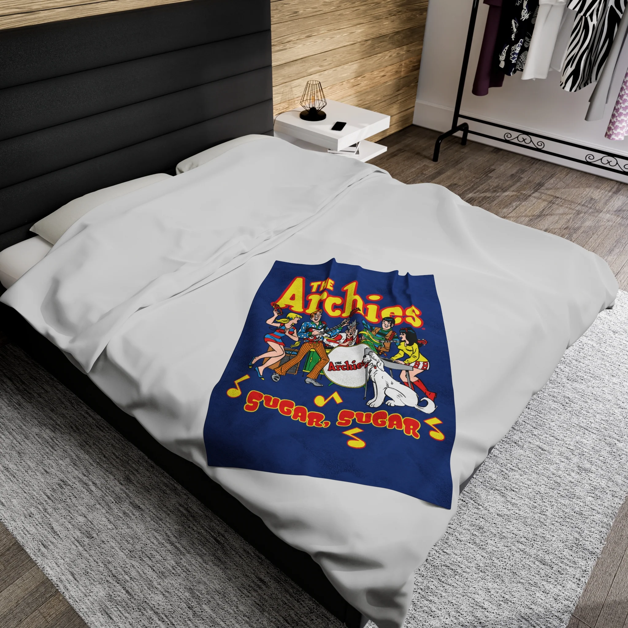 The Archies Sugar, Sugar Velveteen Plush Blanket (Available in 3 Sizes) featuring Archie, Betty, Veronica, Jughead, Reggie, and Hot Dog - Image 9
